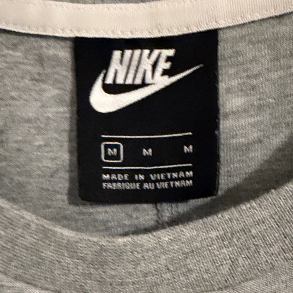 Nike Heather Gray Crewneck Dress with pockets - Picture 2 of 4